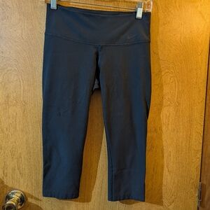 Nike Dry Fit Black Capri Leggings